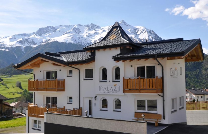Palazi Apartments & Spa Heidi Let's Go