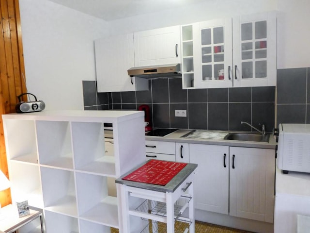 8dbe9d64a304042_9.jpg